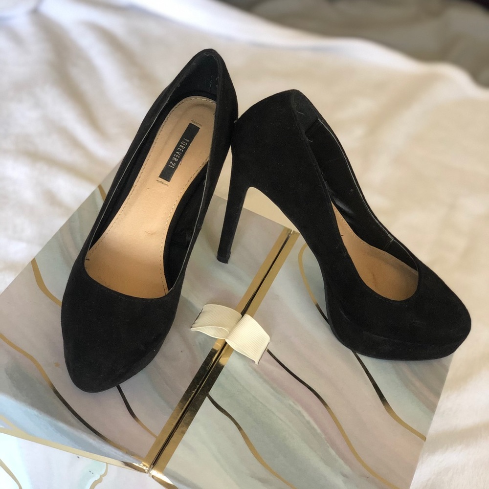 FOREVER21 Black Suede Platform Heels